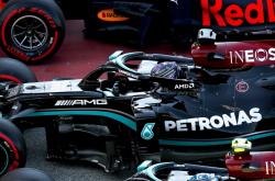 英雄联盟总决赛-红牛车队翻盘迈凯伦，汉密尔顿状态火热