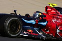 英雄联盟总决赛门票-雷诺车队横扫红牛二队，拉塞尔刷新纪录