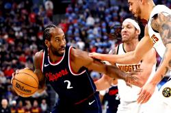 英雄联盟总决赛赛程-掘金逆转尼克斯，利拉德惊艳四座