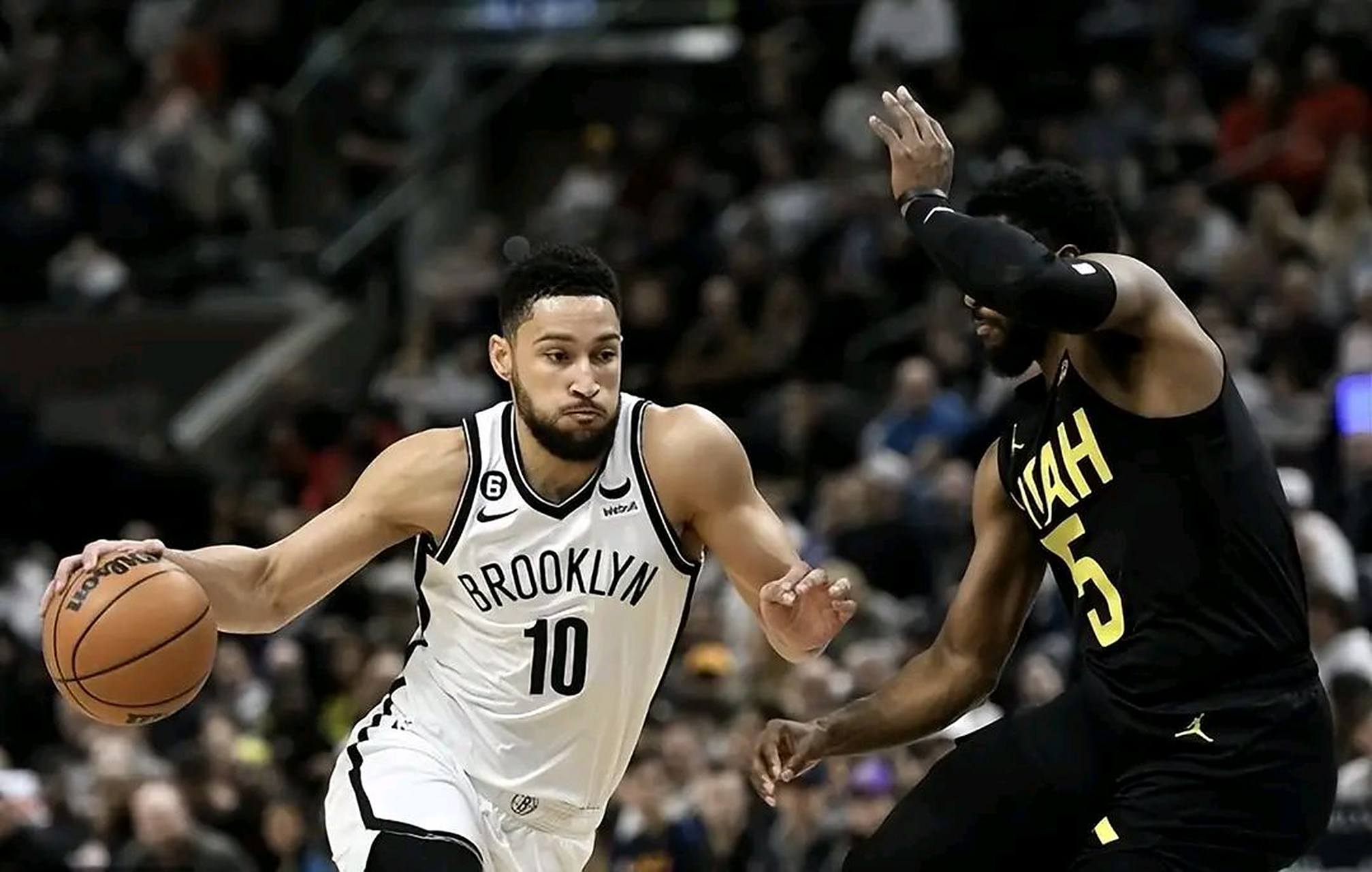 爵士客场大胜篮网,继续领先西部 爵士客场大胜篮网,继续领先西部