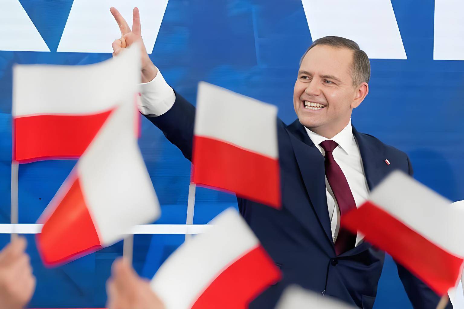 波兰主场力克乌克兰,小组形势一片光明的简单介绍 波兰主场力克乌克兰,小组形势一片光明的简单介绍