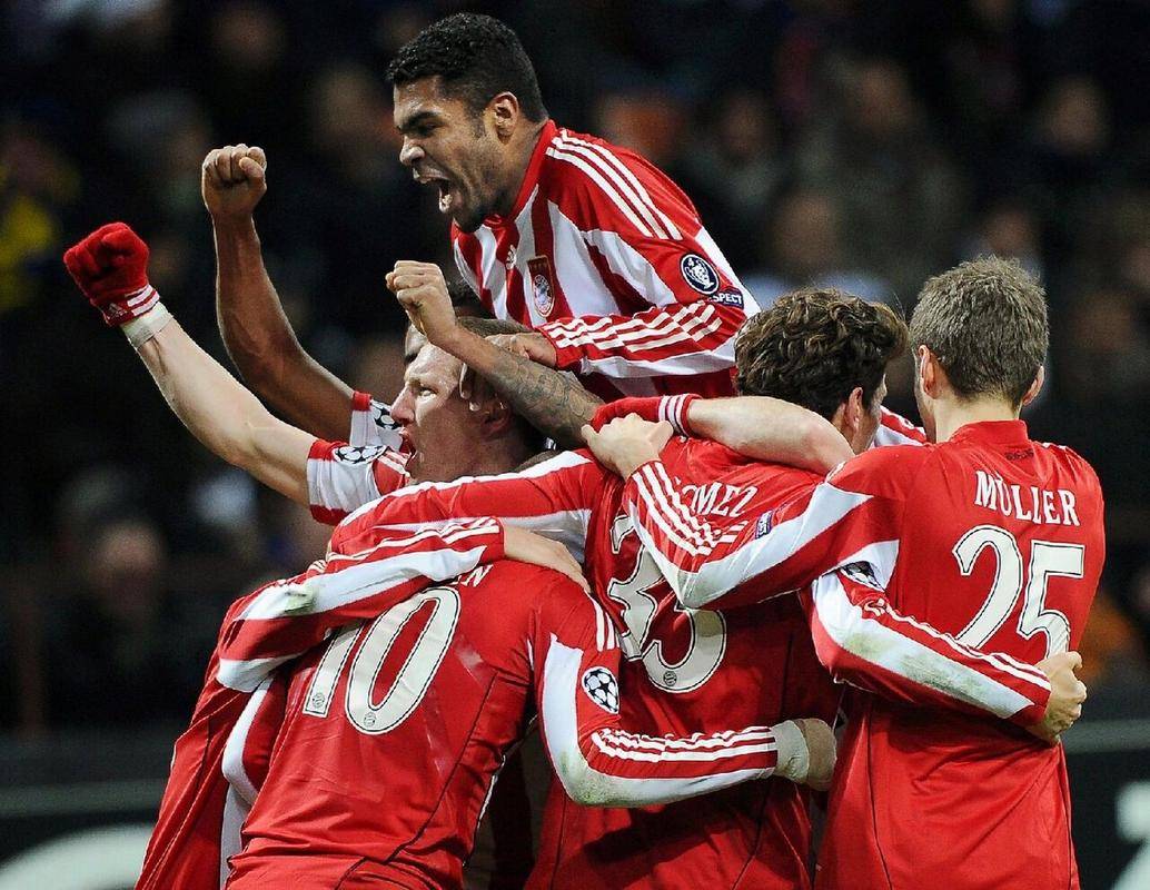 拜仁憾失晋级,遗憾告别欧冠 拜仁憾失晋级,遗憾告别欧冠