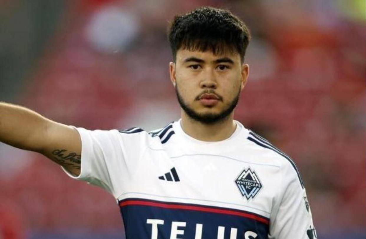 包含青岛黄海阵容调整,引援补缺备战下一场比赛的词条 包含青岛黄海阵容调整,引援补缺备战下一场比赛的词条