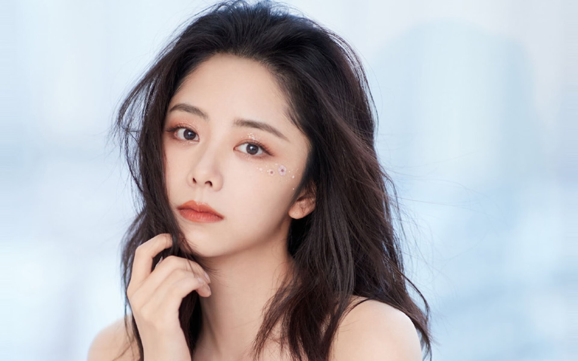 用进球吻别巴黎，戈麦斯与洪都拉斯足球的生死救赎