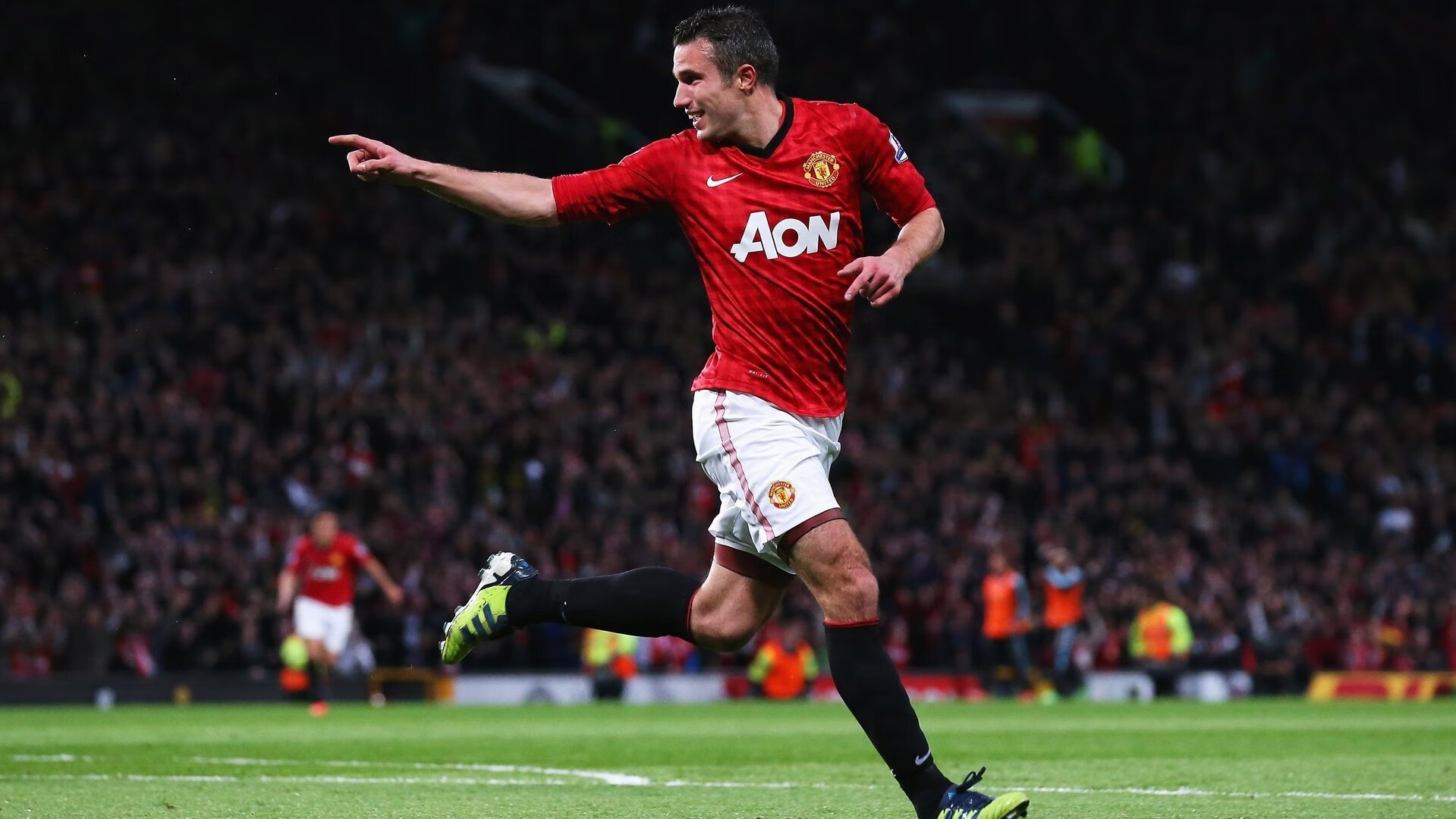 舞台的魔法，在NBA季后赛之夜的聚光灯下，拉亚如何将压力熔铸成王冠